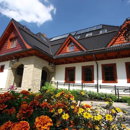 Pokoje W Oberzy Czarny Gron 지키 외부 사진